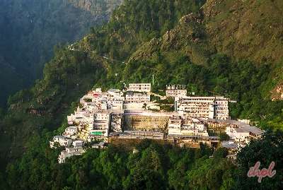 Soulful Vaishno Devi Tour with Patnitop